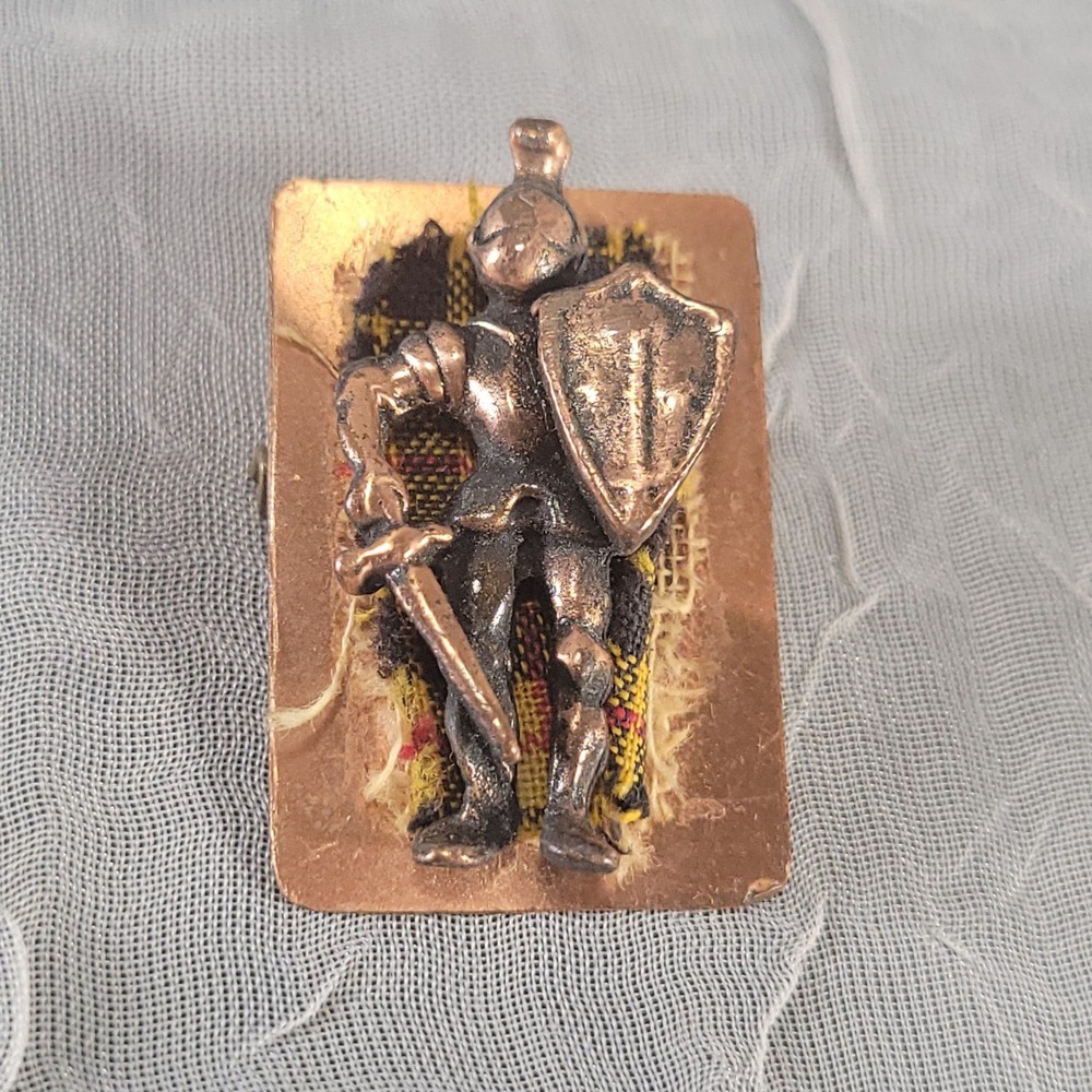 Vintage Solid Copper Scottish Knight Tartan Plaid Figural Brooch Jewelry